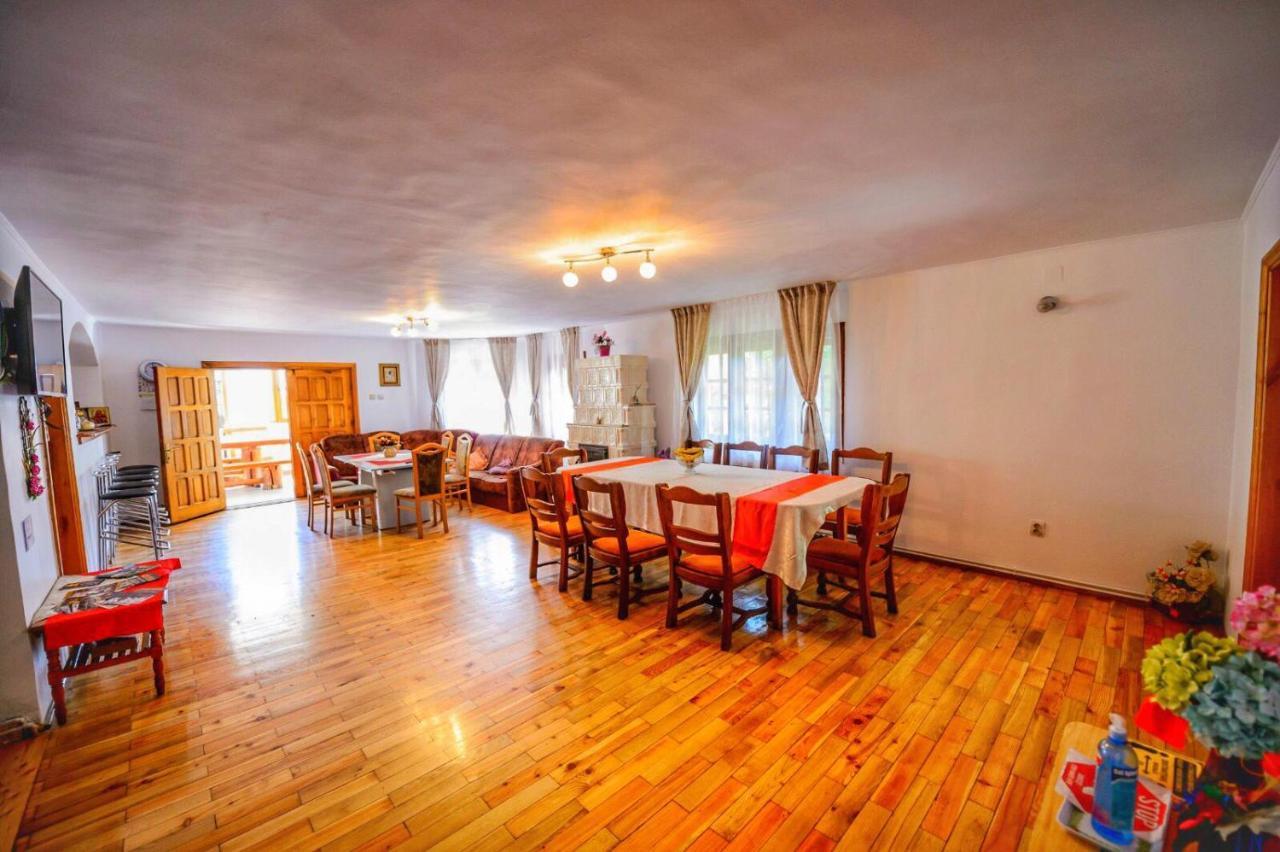 Amandra Chalet シナヤ エクステリア 写真